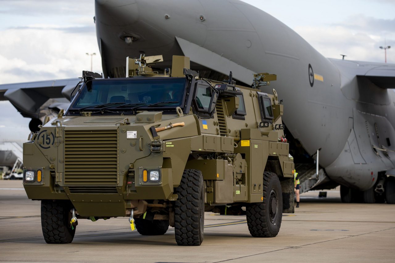 Захищений транспортний засіб Bushmaster