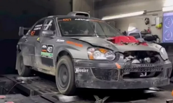 В ралійний Subaru встановили двигун від Ferrari