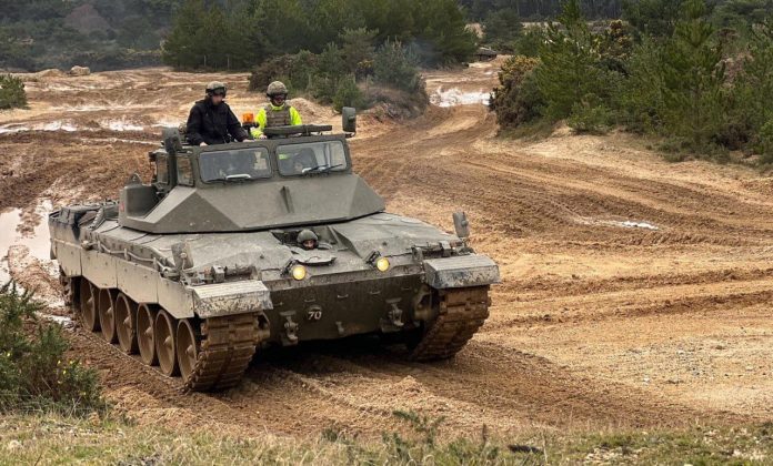 Підготовка українських екіпажів танків Challenger 2