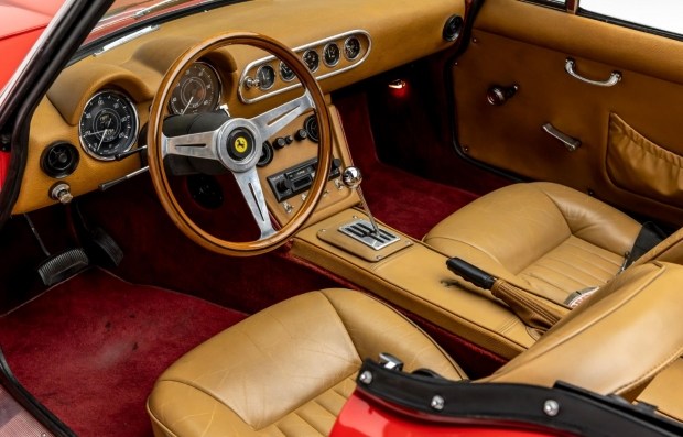 На аукціоні в США продано підроблений Ferrari за 313 000 доларів