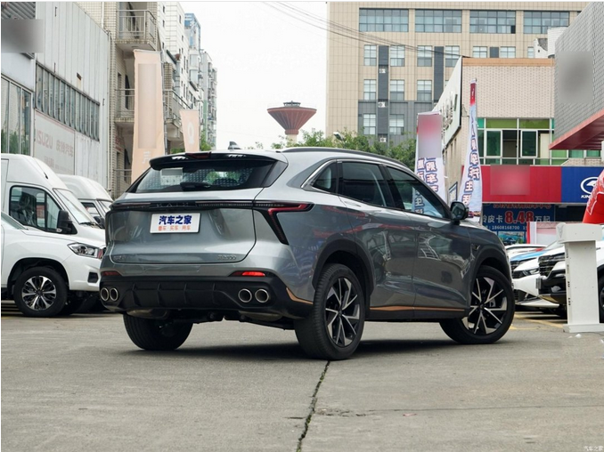 "Дочка" Chery здивувала Китай потужним сімейним кросовером за ціною Duster