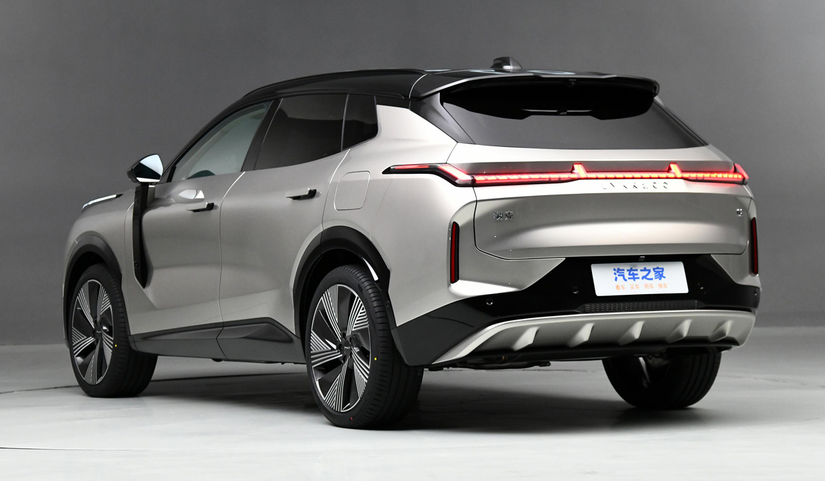  Lynk&Co 08