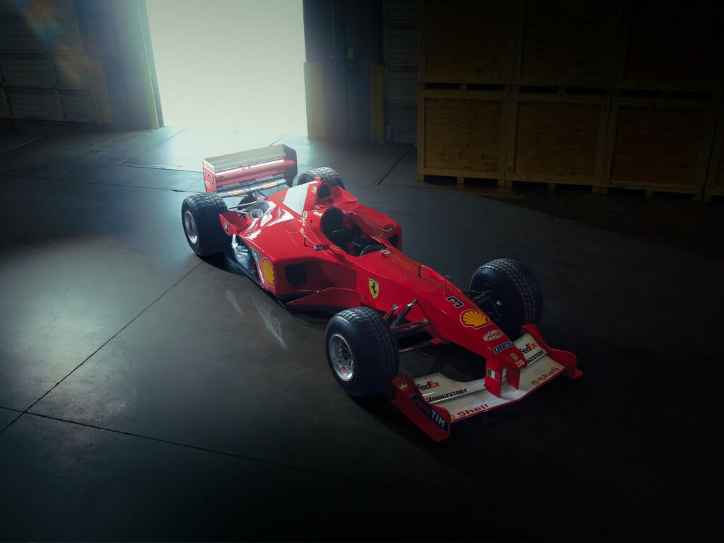 Культовий Ferrari F1 Міхаеля Шумахера продають на аукціоні за неймовірну суму