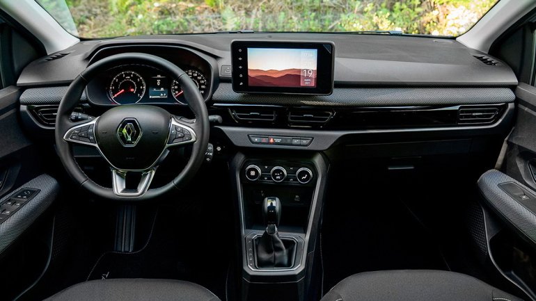 З автосалонів зникли бюджетні Renault: названо причини