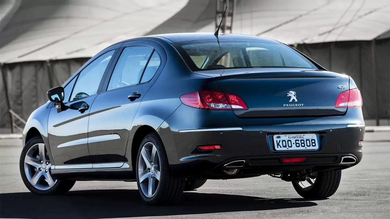 Топ 7 автомобілів з автоматичною КПП, які коштують не більше $7000