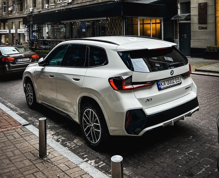 В Києві помічено новенький кросовер BMW третього покоління
