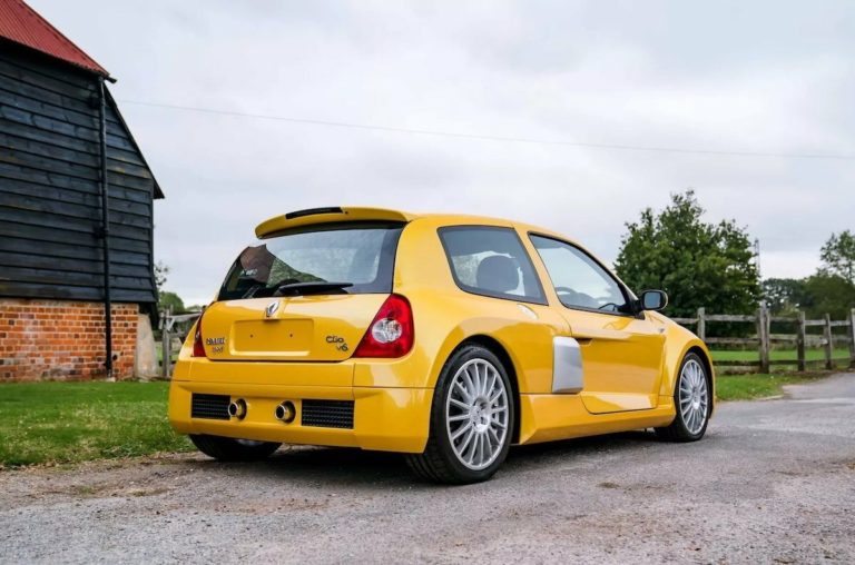 Як виглядають найкращі моделі компанії Renault: топ 5