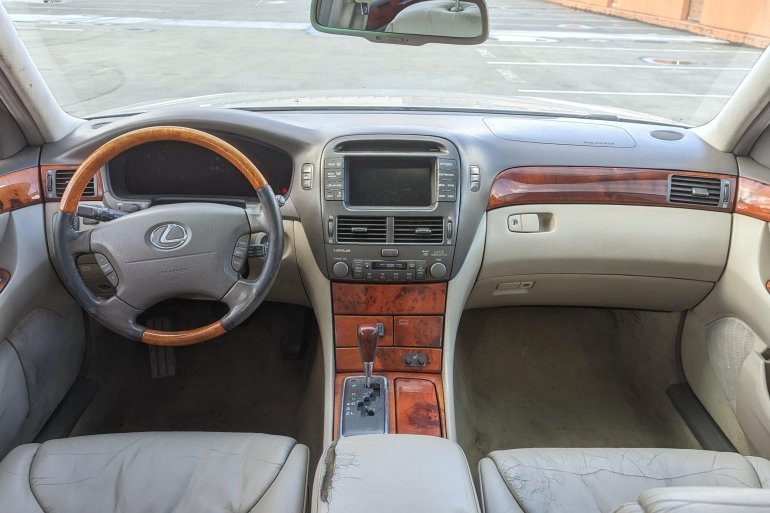 Як виглядає Lexus LS з пробігом 1 010 600 км