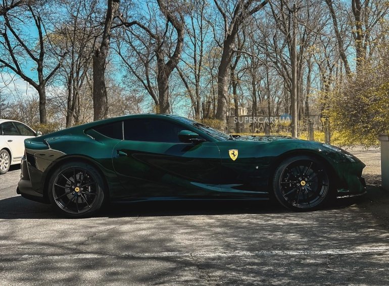 В Одесі помітили рідкісний Ferrari 812 Superfast за $500 000