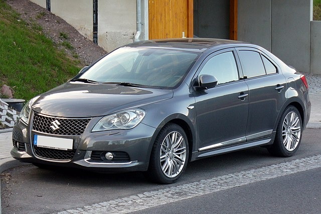 Топ 5 автомобілів від бренду Suzuki: рейтинг найкращих моделей