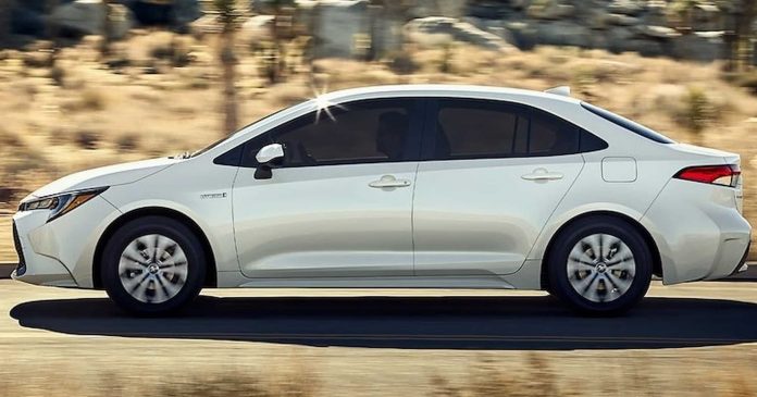 8 автомобільних компаній, що випускають найнадійніші машини