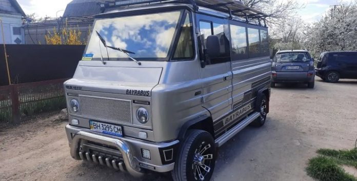 В Одесі продають саморобний фургон, що немає аналогів у світі