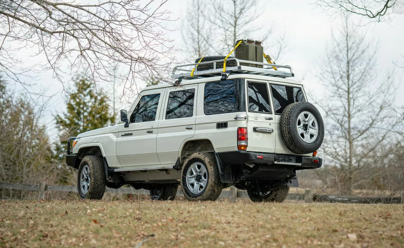 Toyota Land Cruiser 70 серії