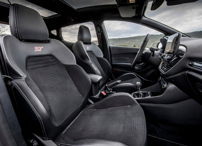 В столиці помітили унікальний Ford Fiesta ST з турбомотором EcoBoost