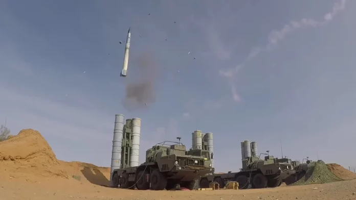 Туреччина відмовилася від поставок Україні ППО С-400 російського виробництва