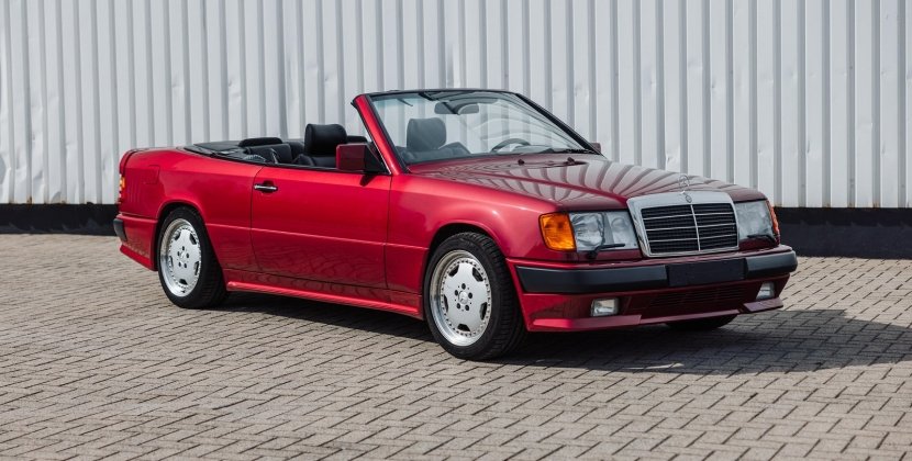 На аукціоні продали рідкісний Mercedes-Benz W124 за ціною нового: як виглядає унікальний кабріолет