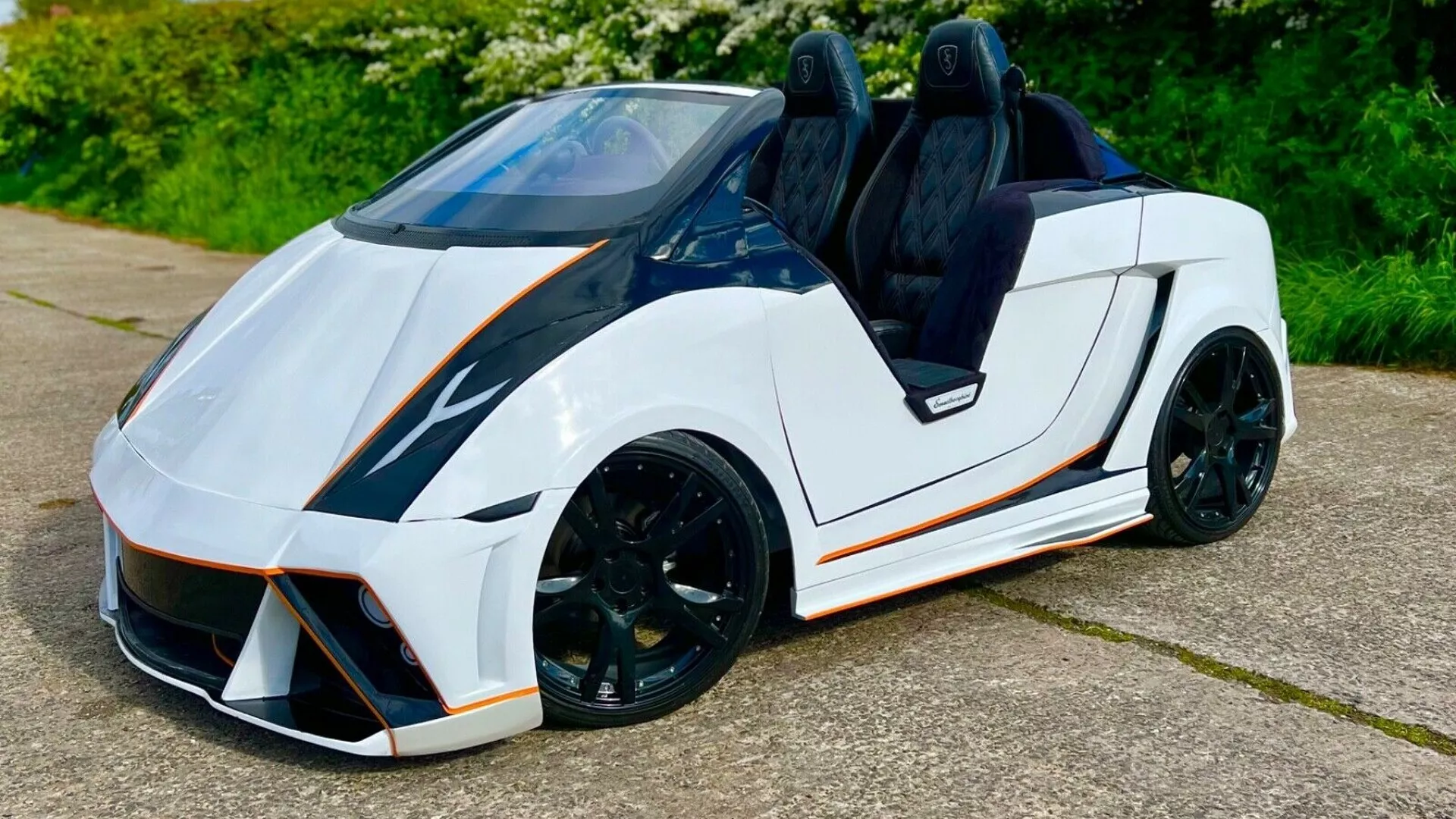 Smart Fortwo перетворили на мініатюрну копію Lamborghini Gallardo