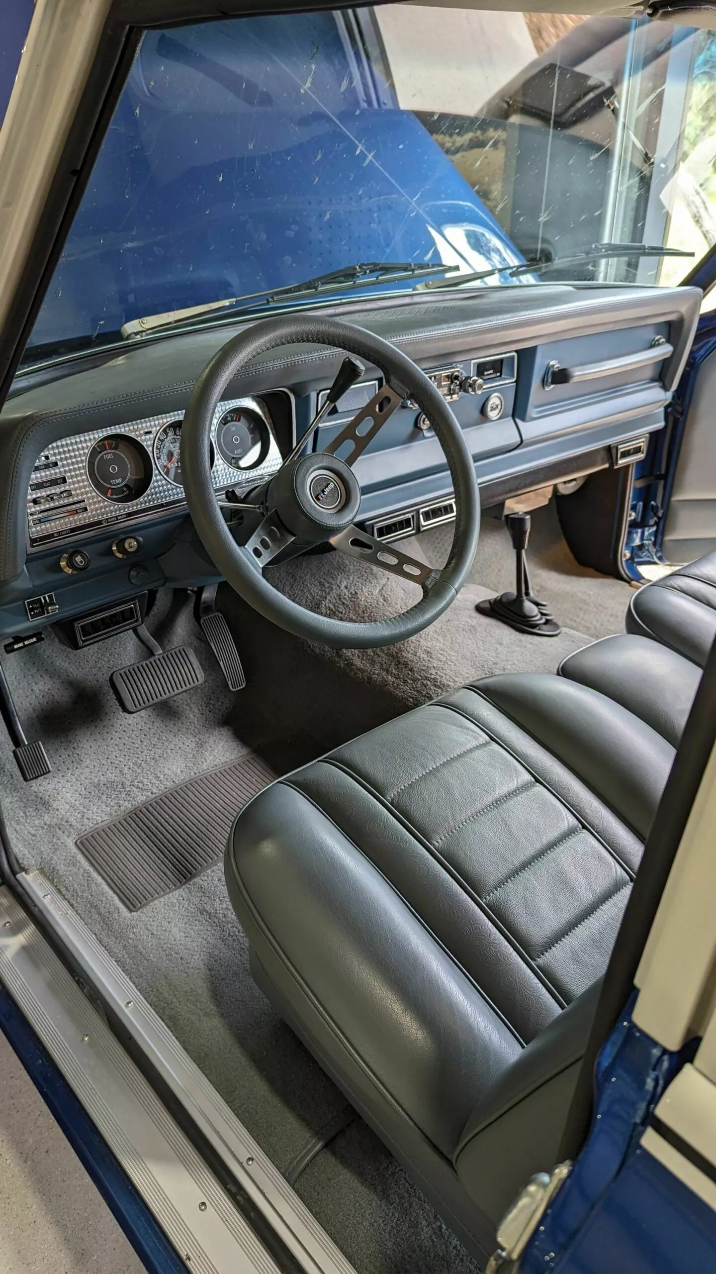 Jeep Cherokee S