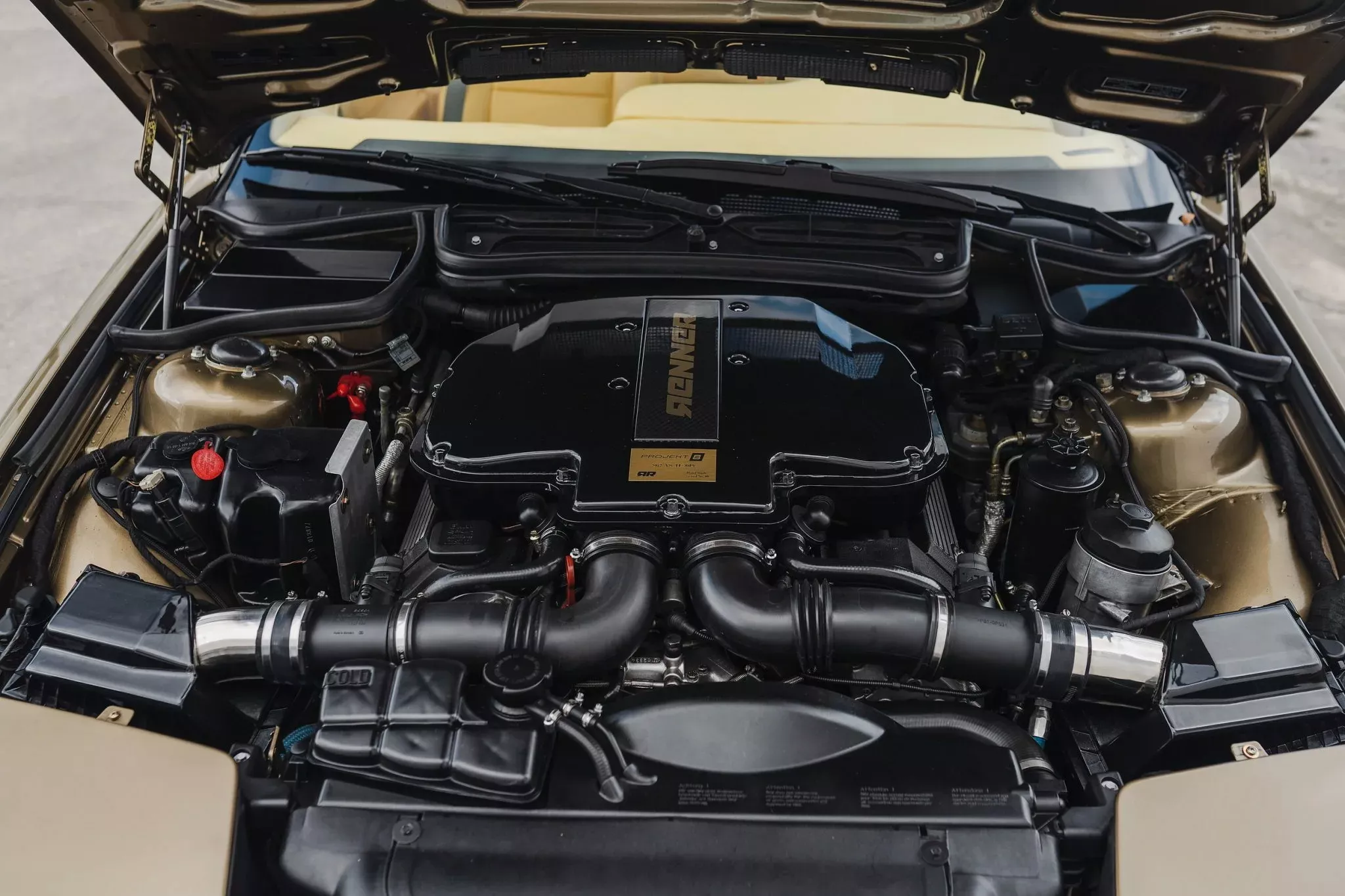 BMW 850i
