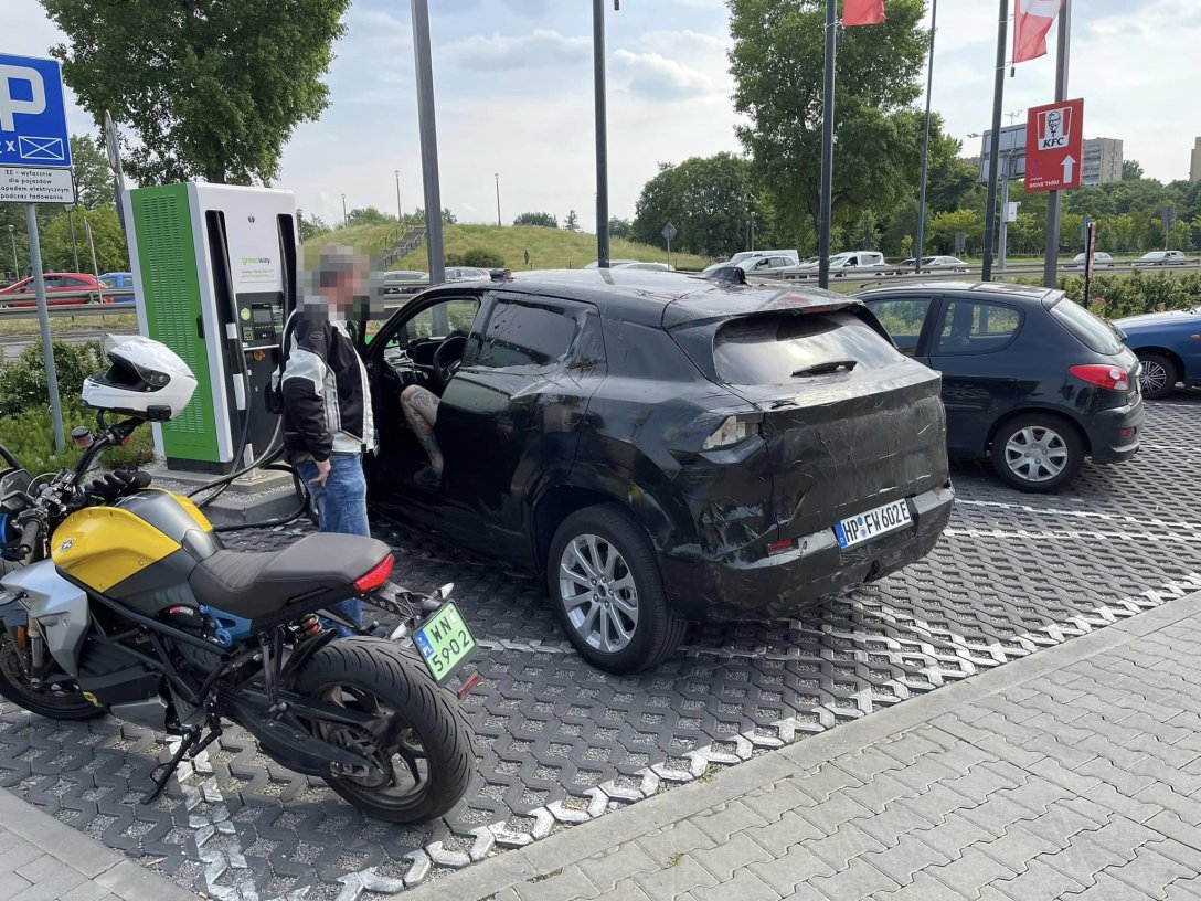 Прем'єра від Suzuki: перший електрокар помітили під час тестів в Польщі