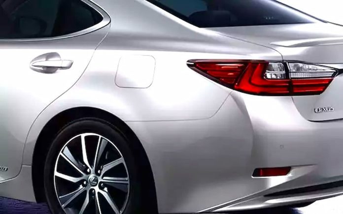 Lexus ES
