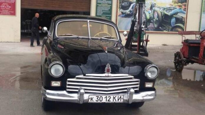 В Україні ретро-авто пішло з молотка за $100 000