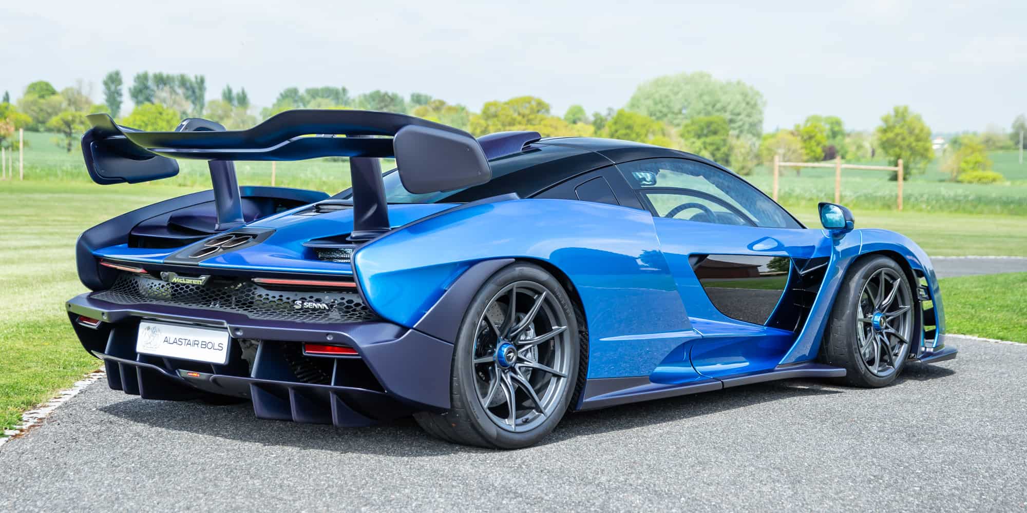 McLaren Senna