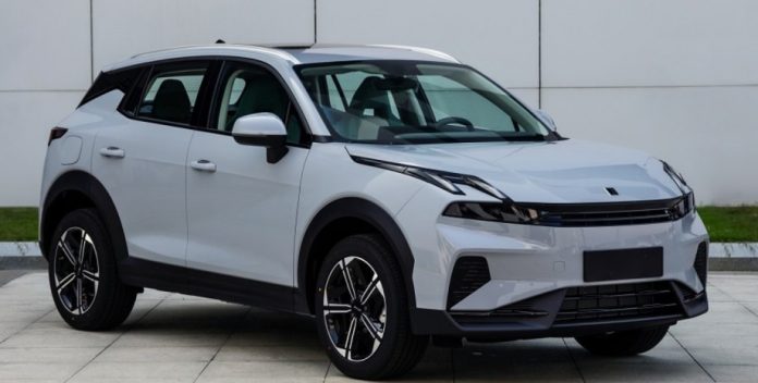 Оновлена комплектація Lynk & Co 06