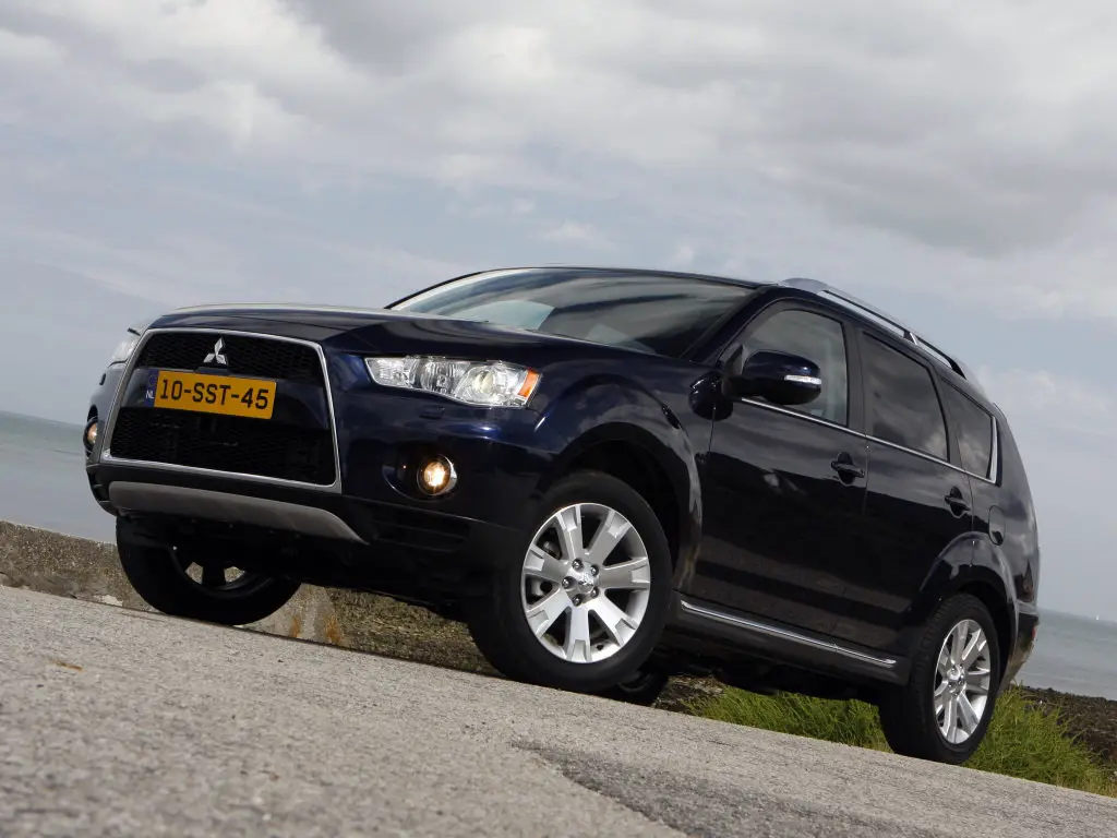 Mitsubishi Outlander (CW0W)