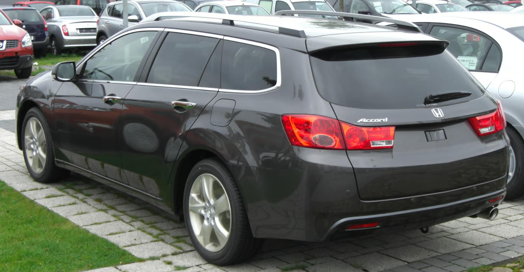 Японці назвали топ-5 найнадійніших автомобілів японського автопрому