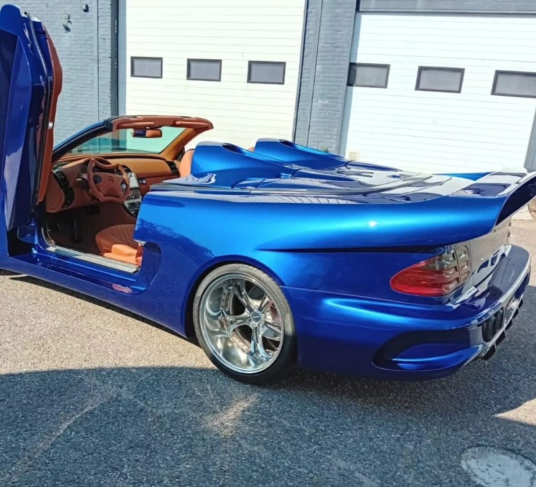 Клон суперкар Клон суперкара суперкара Mercedes-Benz CLK GTR Roadster від українського ательє Proteros