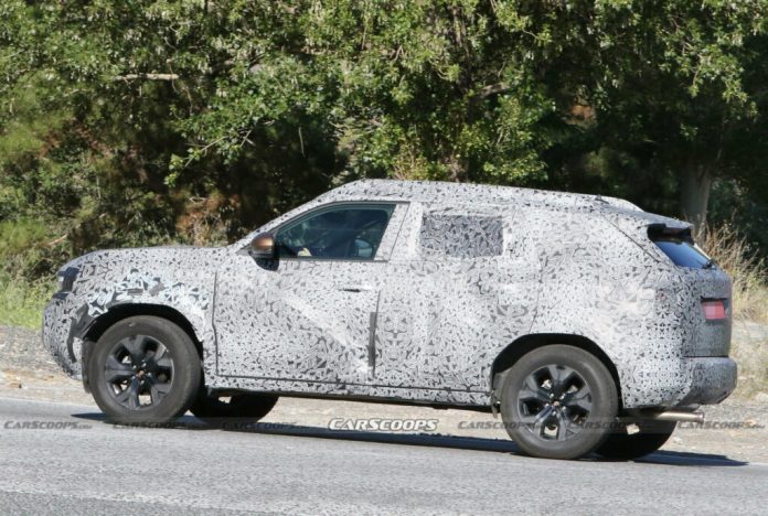 Новий Renault Duster засвітився на фото
