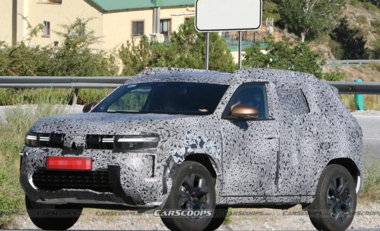 Новий Renault Duster засвітився на фото