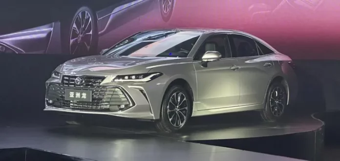 Оновлена та дешевша Toyota Avalon