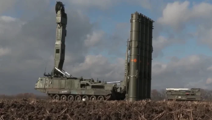 Українська артилерія високоточним ударом знищила російську систему С-300В