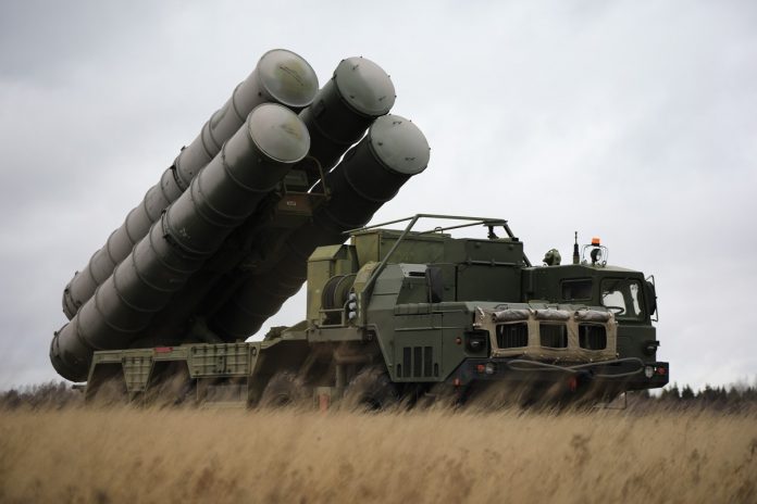 Українські військові підірвали найсучаснішу російську систему ППО в Криму