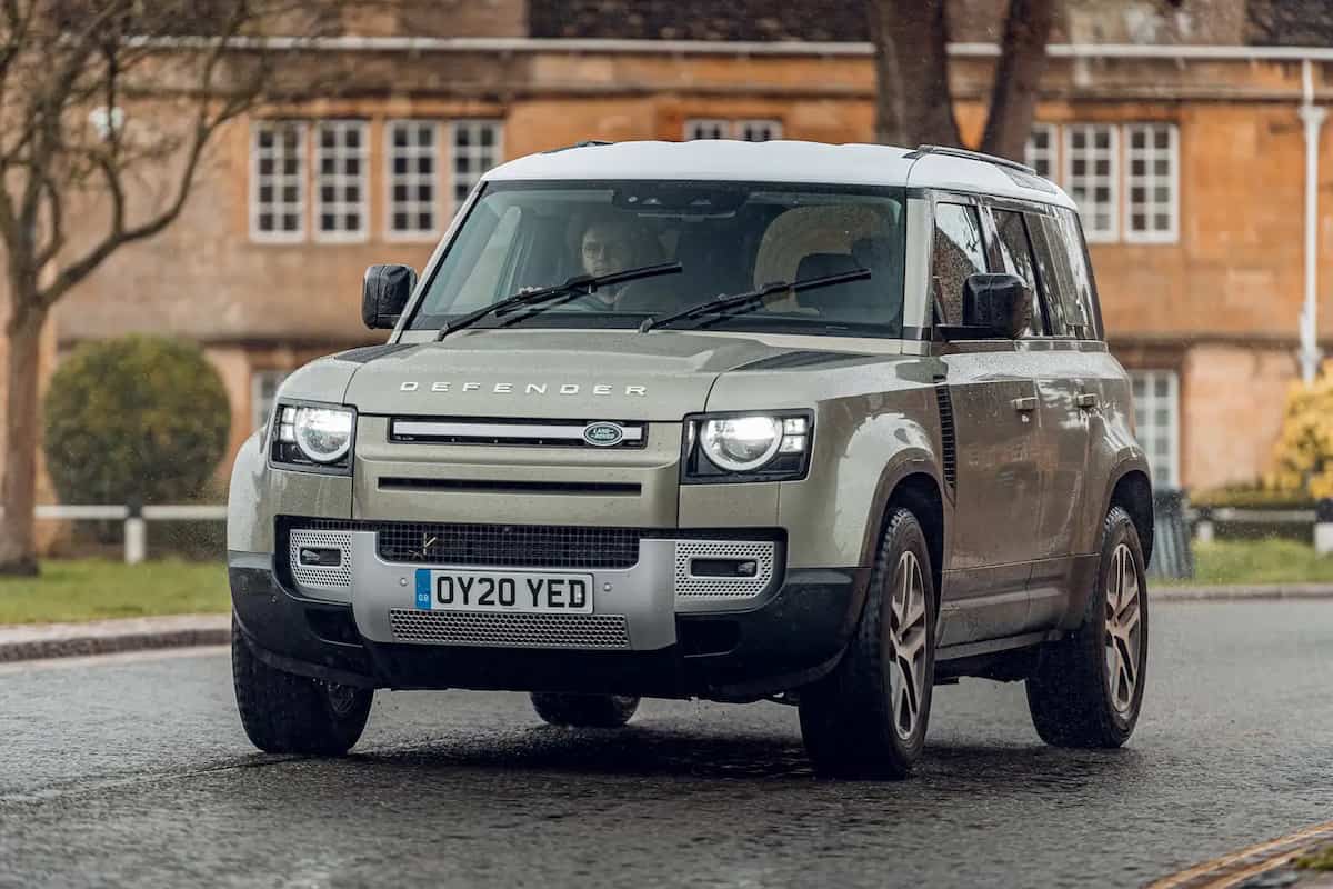 Land Rover Defender 110