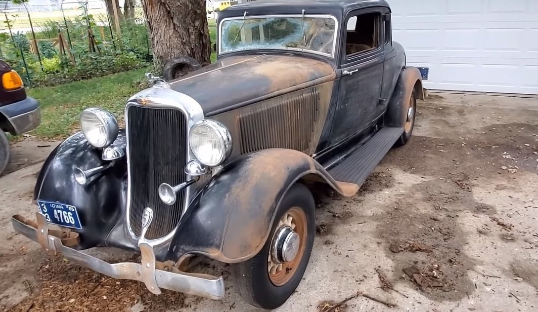 Пів століття в гаражі: 90-річному Dodge Six Coupe завели двигун
