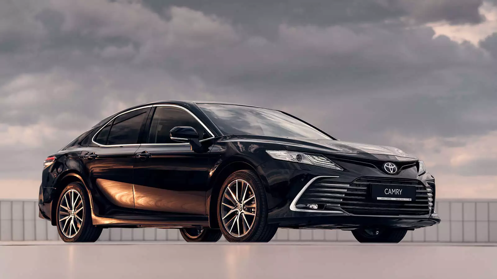 Конкуренти Toyota Camry: названо топ-5 надійний японських та корейських седанів 