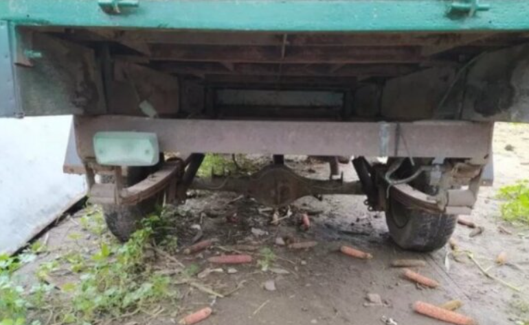 Чудовий помічник в господарстві: “Запорожець” перетворили на вантажний пікап