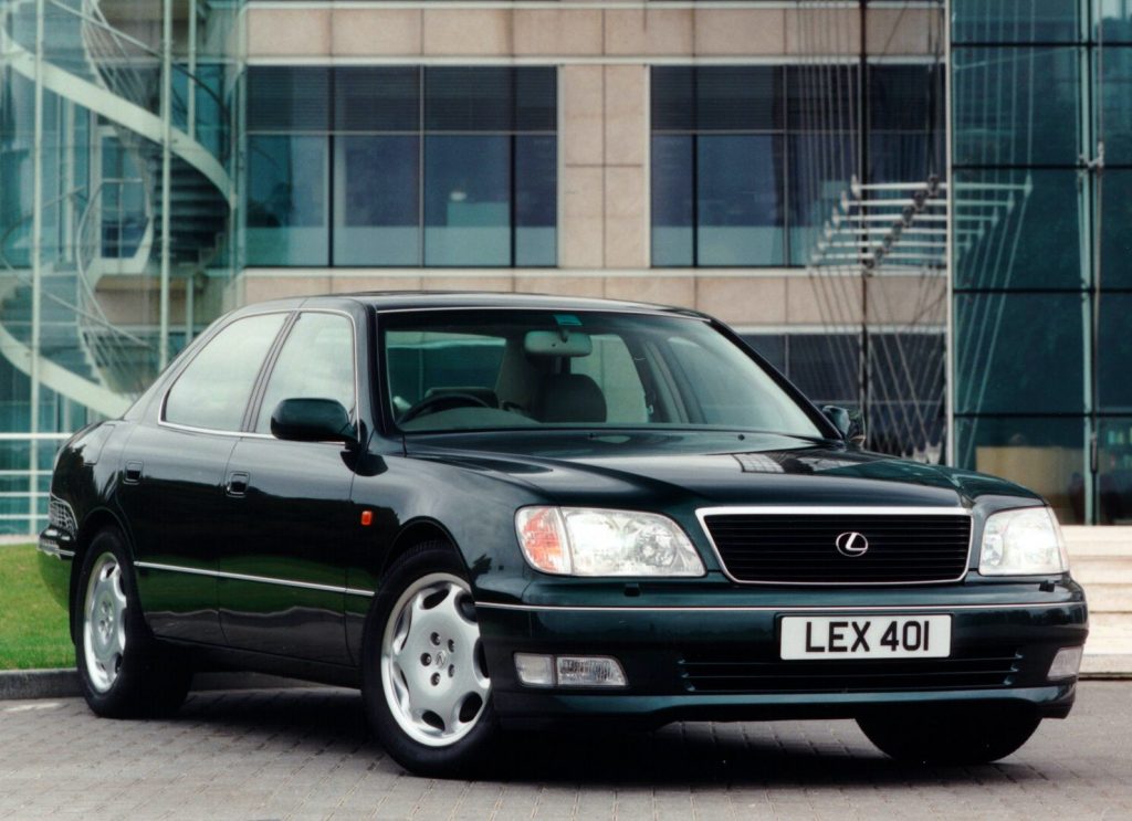 Lexus LS 400