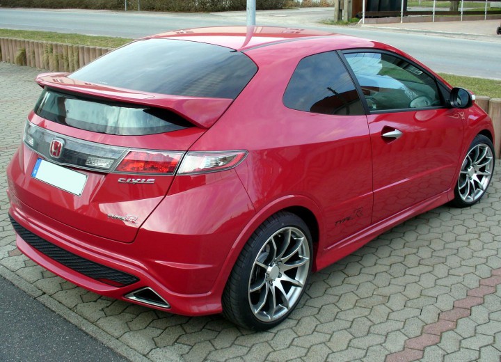 Honda Civic 8 покоління