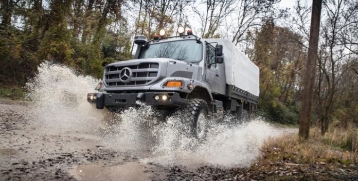 Mercedes-Benz поставив в Україну понад 100 позашляхових вантажівок Zetros для військової логістики