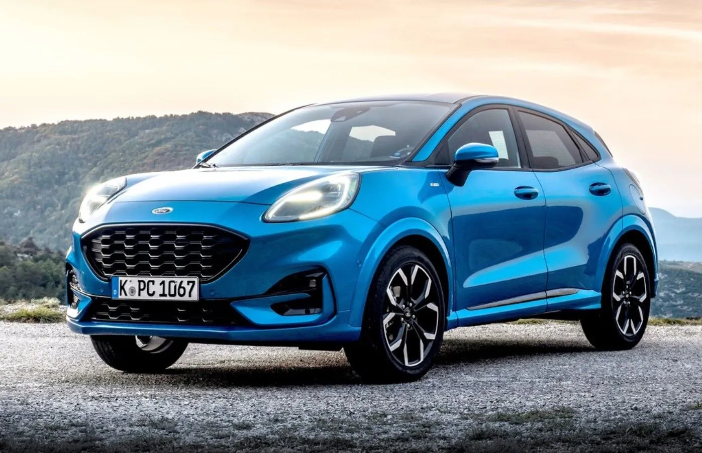 Ford зупинив виробництво відомого хетчбека: на заміну моделі готується бюджетний кросовер Puma
