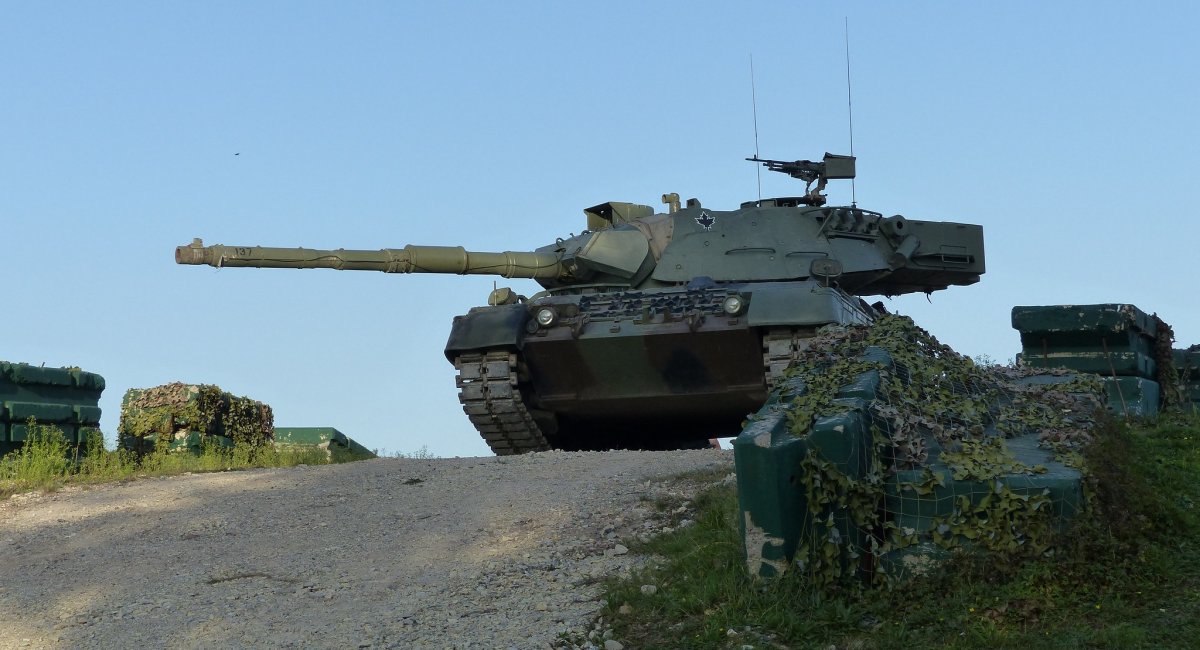 Жодного танку Україні: Швейцарія передасть Німеччині танки Leopard 2A4, однак заборонила передавати їх ЗСУ