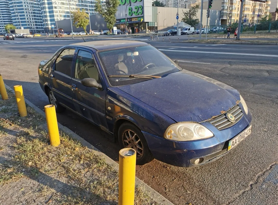 Невідома модель: в Україні з’явився автомобіль з кленовим листком, що витрачає 6,5 літрів на 100 км