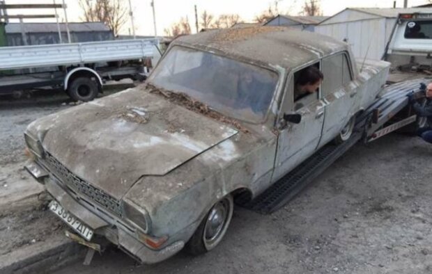 Таких в світі більше немає: унікальний седан «Балтика» поповнив колекцію  технічного музею "Машини часу"