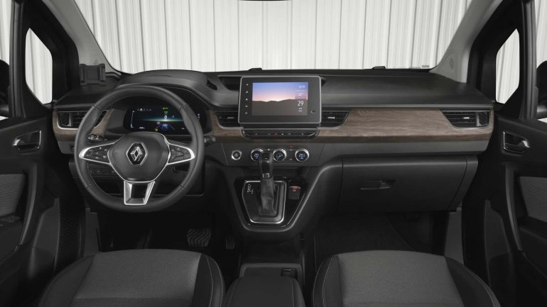 Оновлений Renault Grand Kangoo з 1,5-літровим турбодизелем готується до прем’єри