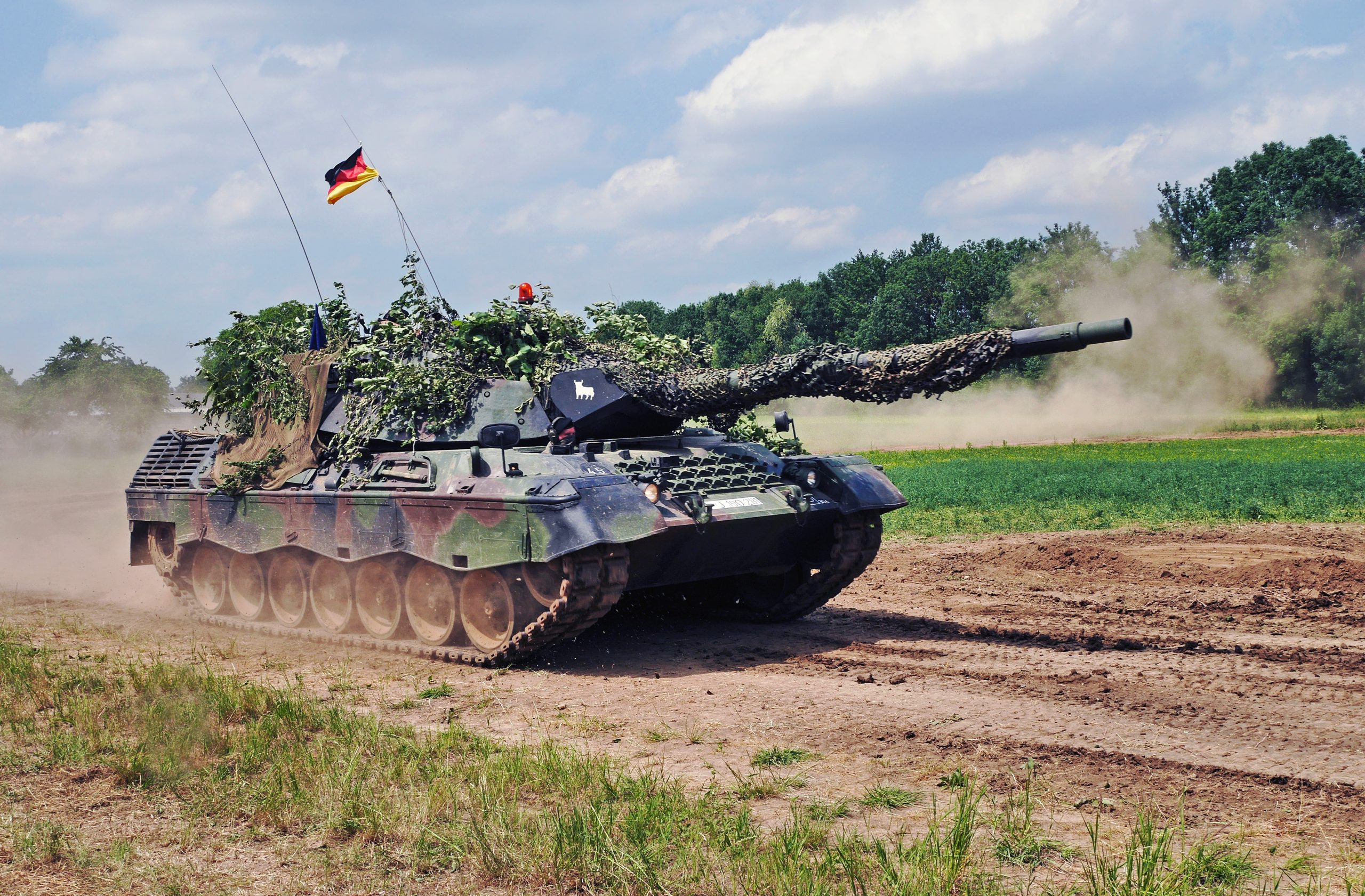 Перебирають танками: Україна відмовилась від 10 танків Leopard 1
