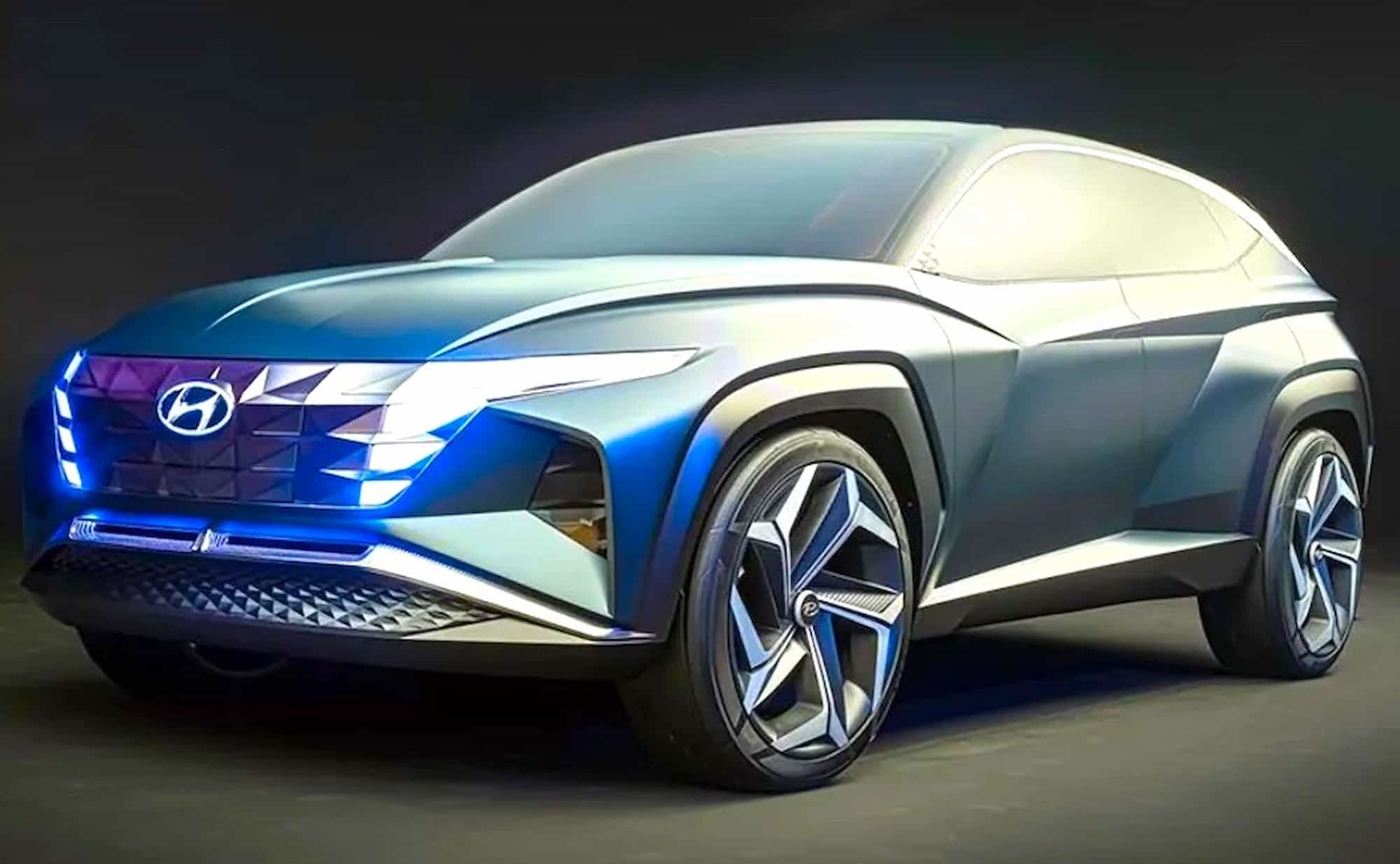 Новий Hyundai Tucson вперше застукали зовні та всередині
